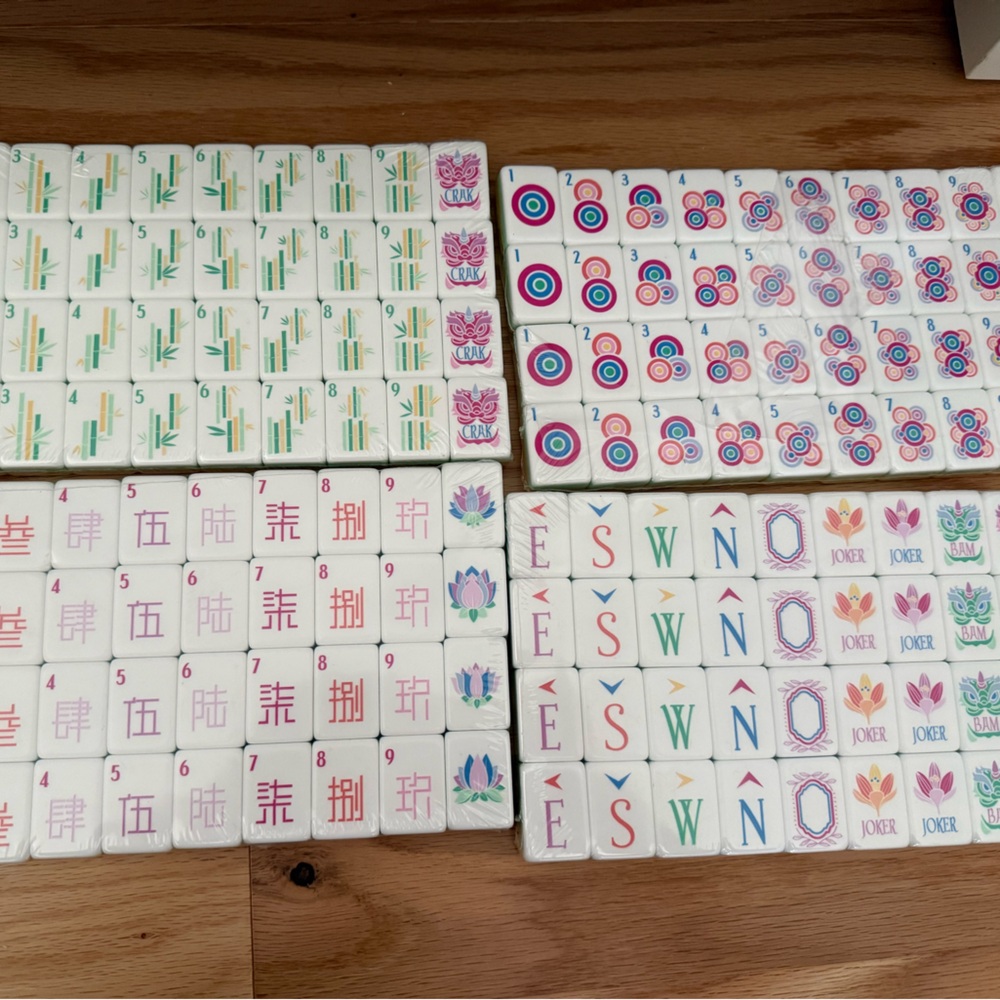 Mahjong tiles